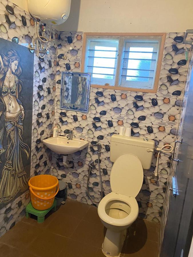 Trippr Chikkamagaluru Hostel Chikmagalūr Buitenkant foto