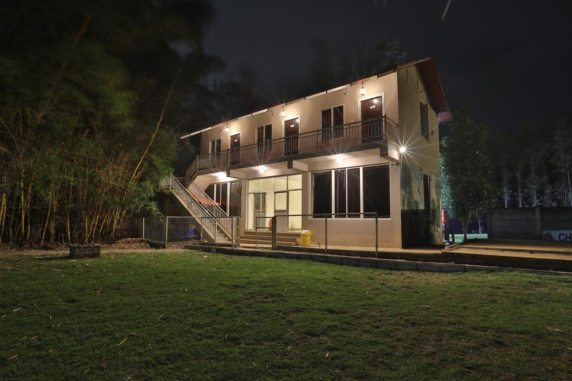 Trippr Chikkamagaluru Hostel Chikmagalūr Buitenkant foto