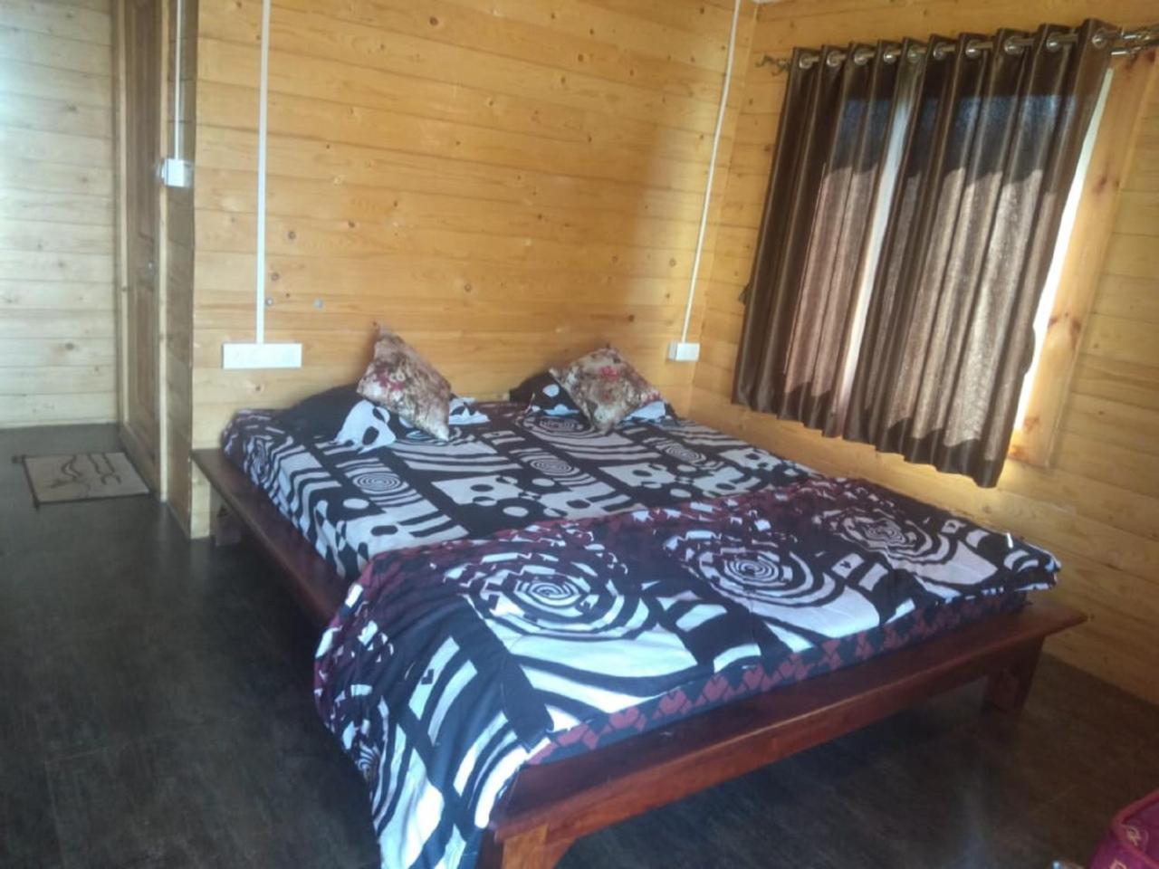 Trippr Chikkamagaluru Hostel Chikmagalūr Buitenkant foto